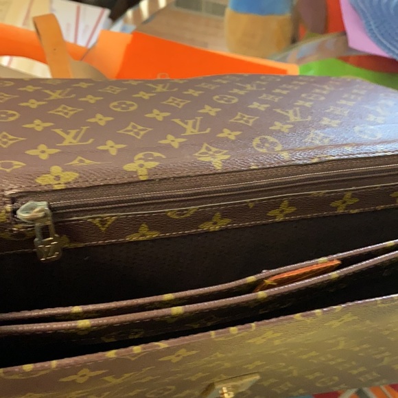 Vintage Louis Vuitton Briefcase - Picture 9 of 15